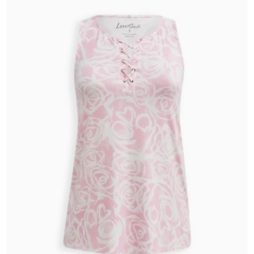 Torrid brand new tank by their Lovesick line.Beautiful with jeans and duster